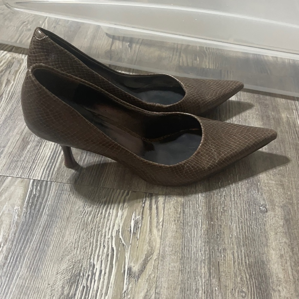 Nine West, 2 inch heel, snake skin, brown